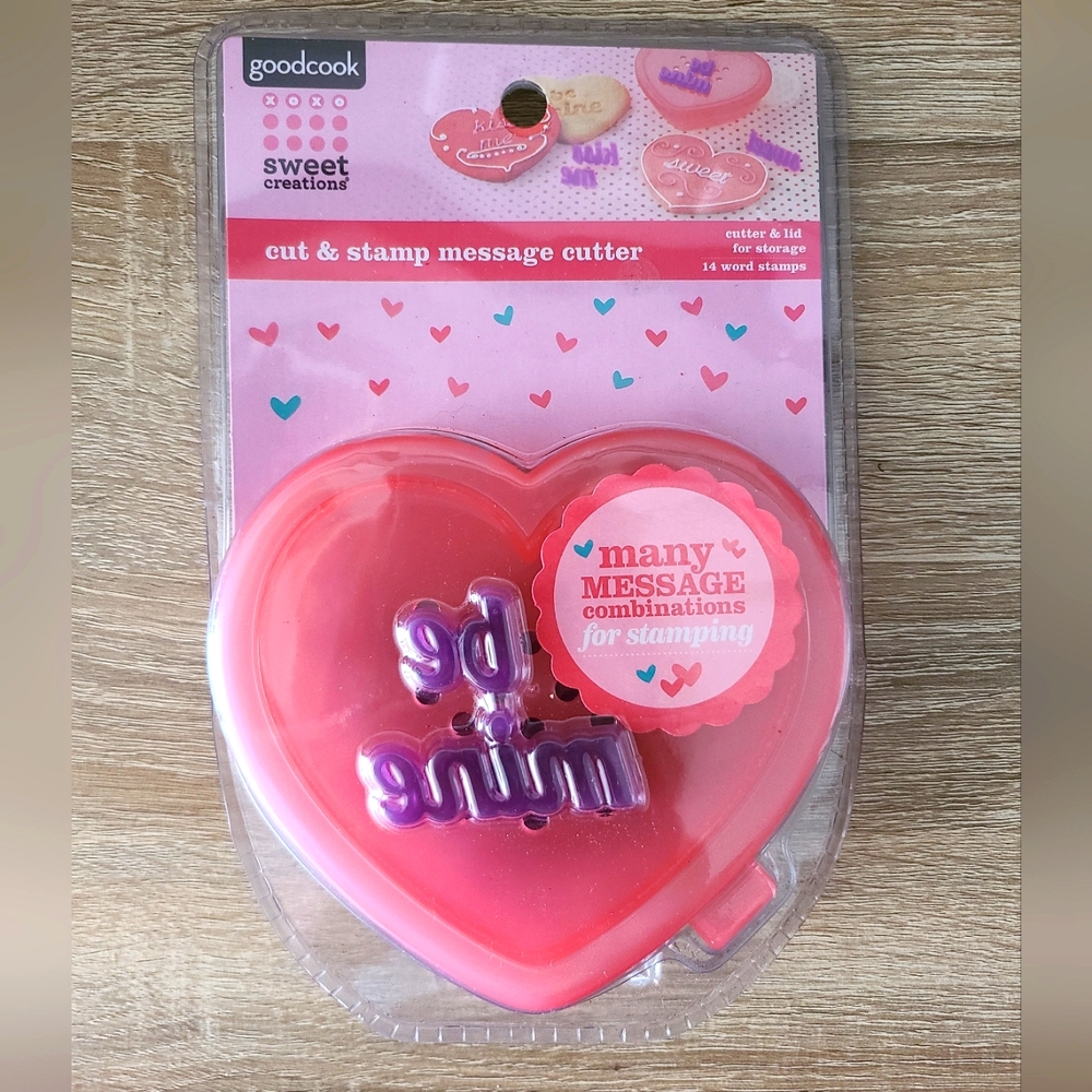 Valentines Day Cookie Cutter, Heart Cookie Stamp Message Cutter With Storage